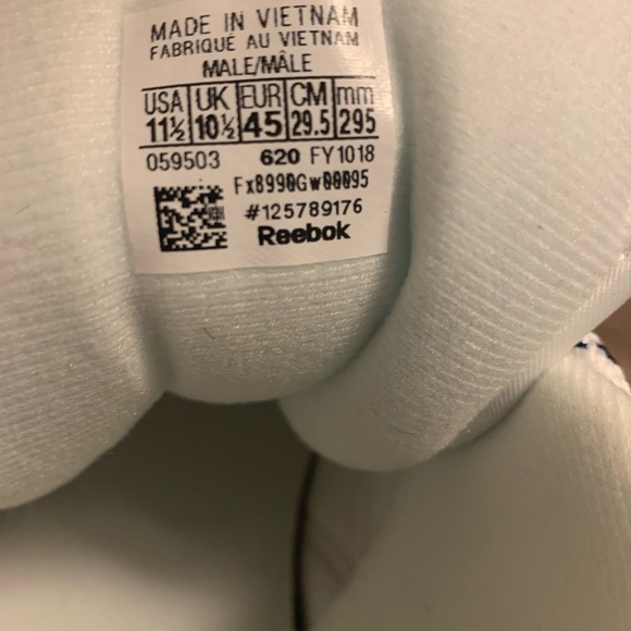 **SOLD** Reebok Question Red Toe - Picture 8 of 9